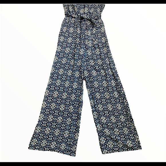 F21 Contemporary Geo Print Wide-Leg Jumpsuit With Tie Waist Blue Size Small - Picture 7 of 11